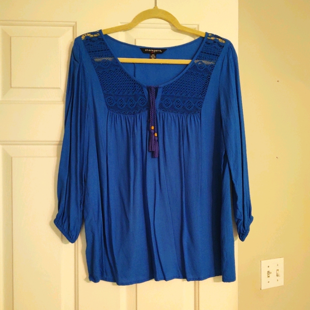Women's Flowy Top